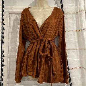 BURNT ORANGE LONG-SLEEVED TUNIC